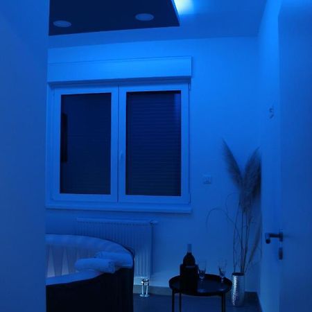 Jacuzzi Apartment Code 96 자그레브 외부 사진