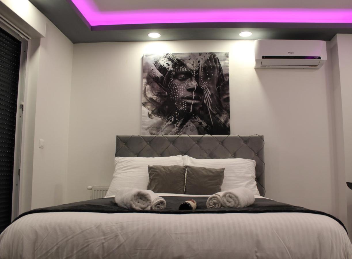 Jacuzzi Apartment Code 96 자그레브 외부 사진